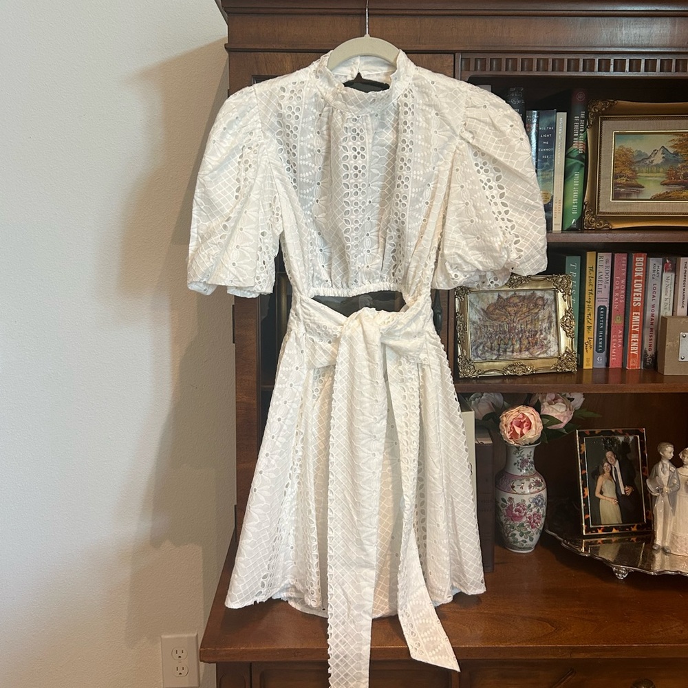 NWT Sabo Skirt White lace mini dress, size Small